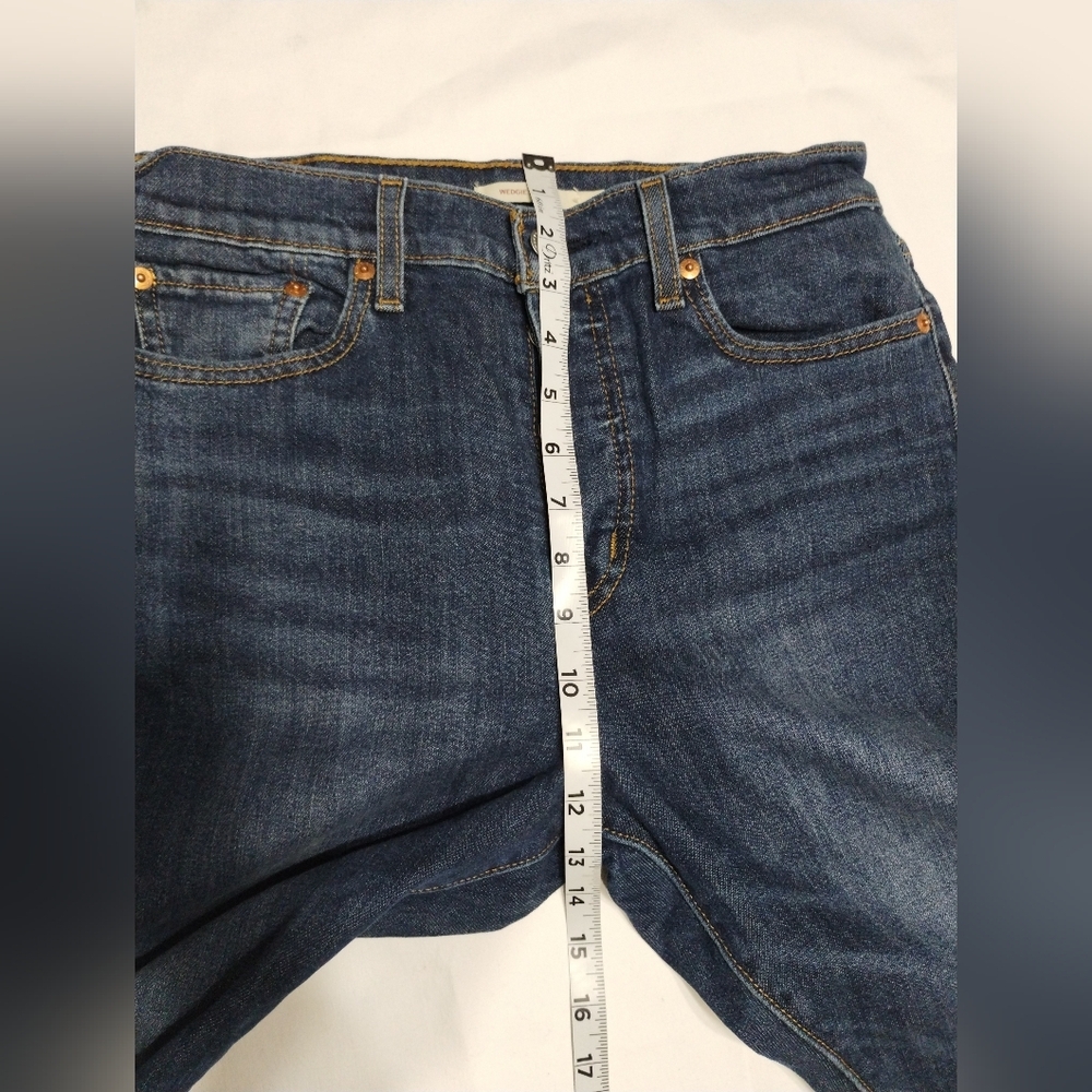 Levi's Dark Blue Ankle Jeans - Picture 5 of 12